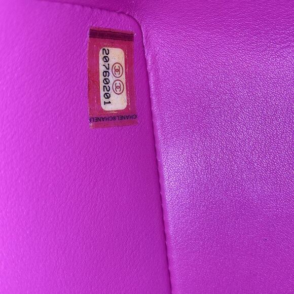 Chanel Boy Flap Bag Python Old Medium Pink - Picture 8 of 8